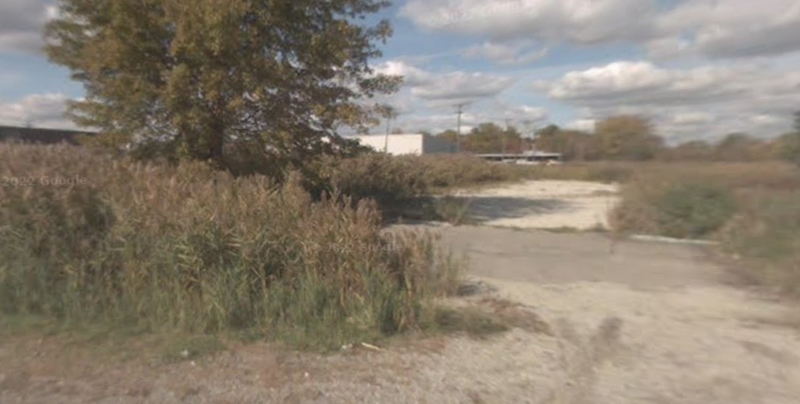 Lakeview Motel - Driveway 2008 (newer photo)